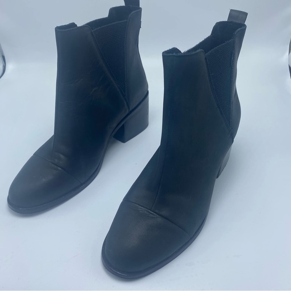 Toms Everly Black Heeled Boot Women’s Size 9 Leather Block Heel - Picture 1 of 8